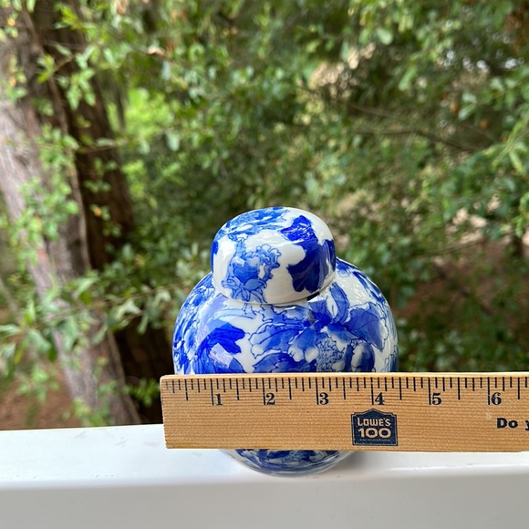 Vintage Lidded Blue and White Floral Ceramic Jar - Picture 7 of 7